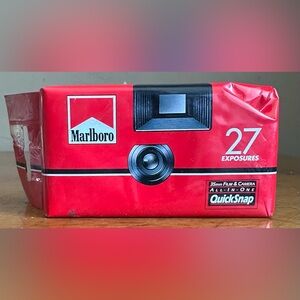 Vintage Marlboro Quicksnap All-In-One 27 Exposures 35mm Film by Fujifilm